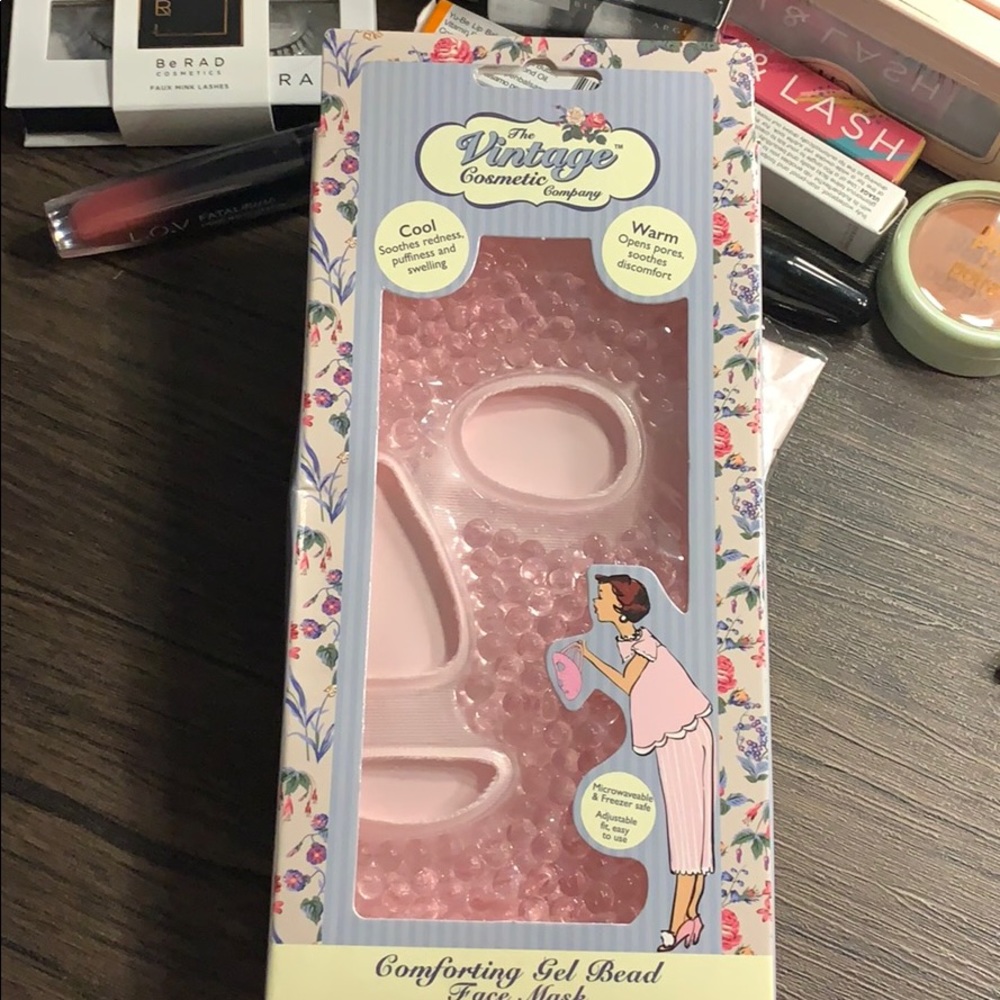 Vintage Cosmetic Gel Bead Face Mask